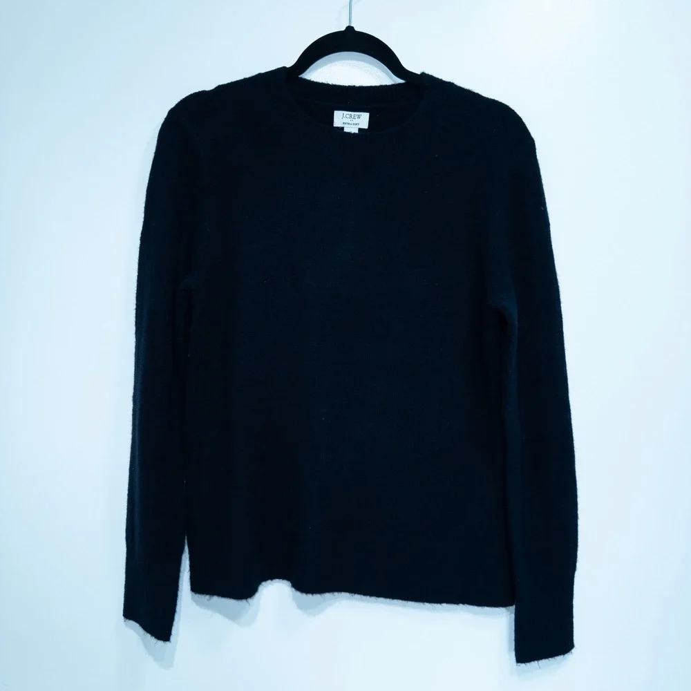 J. Crew Black Extra-Soft Yarn Crewneck Sweater Size‎ Small